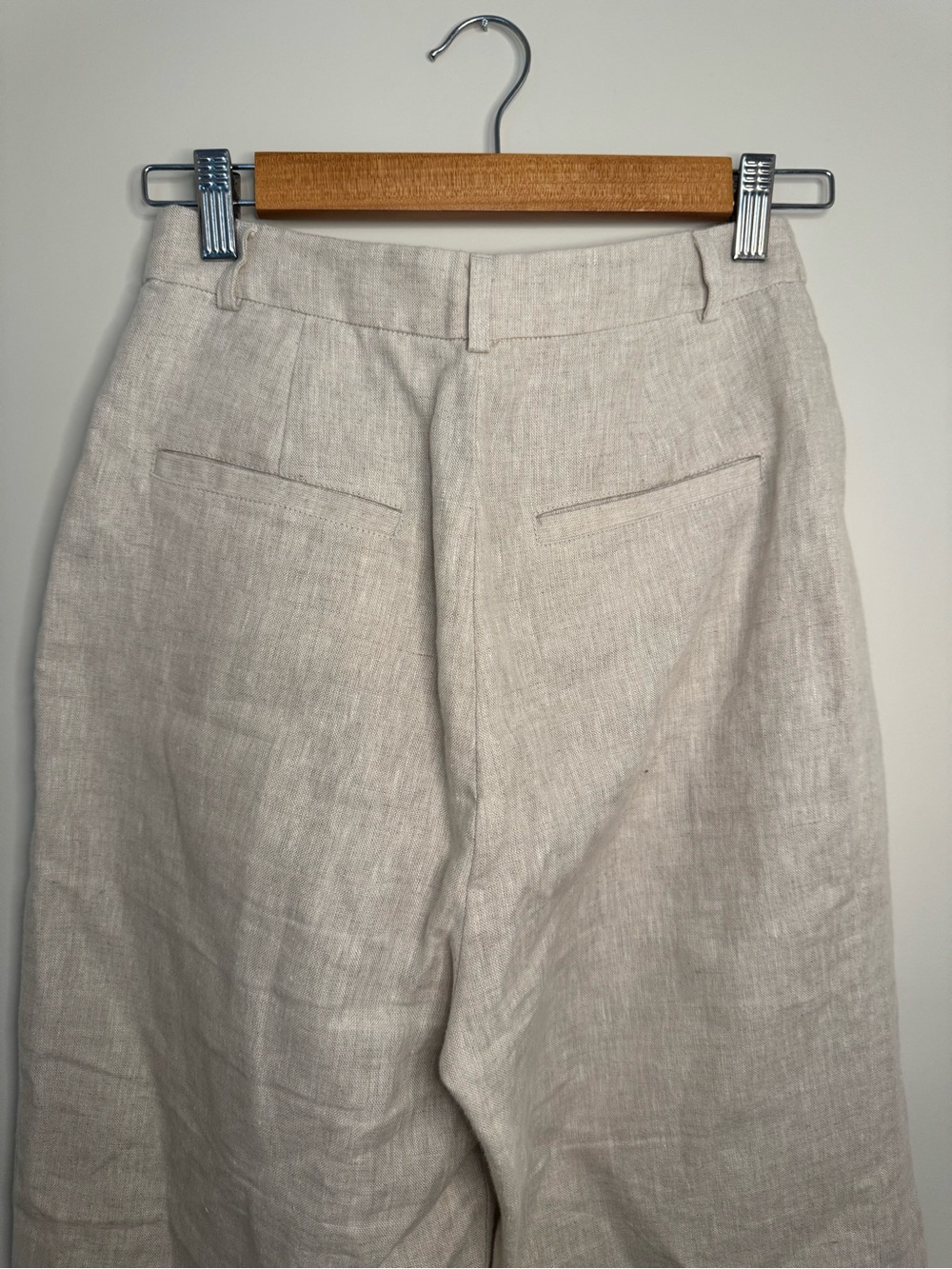 REFORMATION Mason Linen Trousers in Oatmeal 2 - Picture 8 of 11
